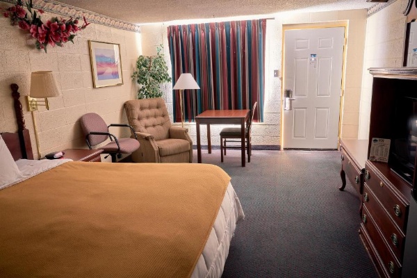 South Wind Inn image 8
